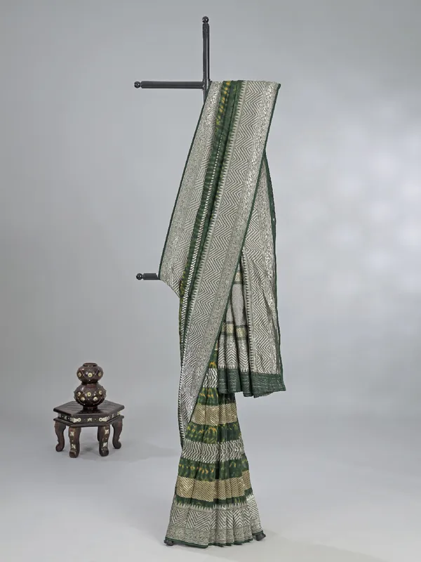 Green printed georgette saree with unstitched blouse