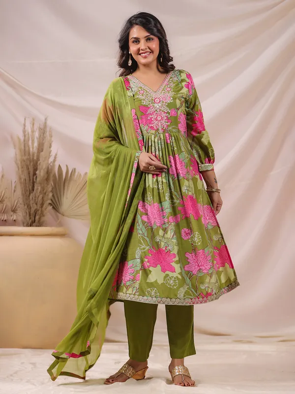 Green serenity kurti set for festive days