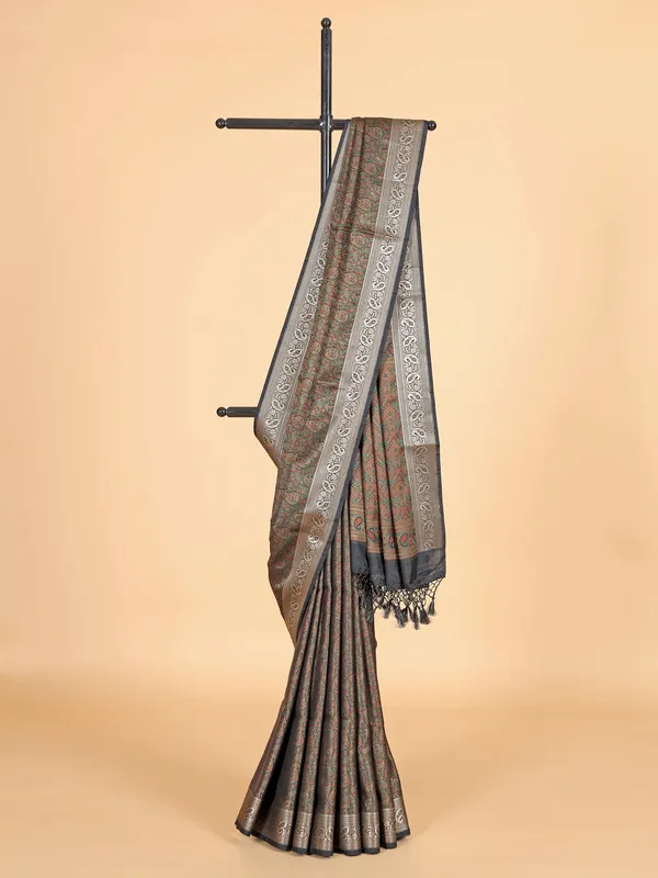 Green silk saree festive war with zari weaving
