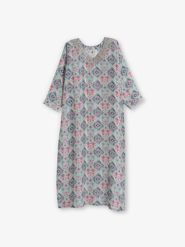 Grey cotton kurti with quarter sleeves