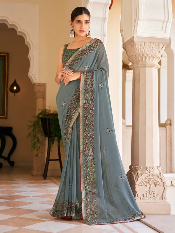 Grey georgette saree with print
