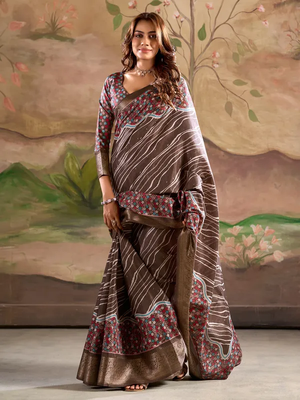 Grey printed silk saree for grand celebrations