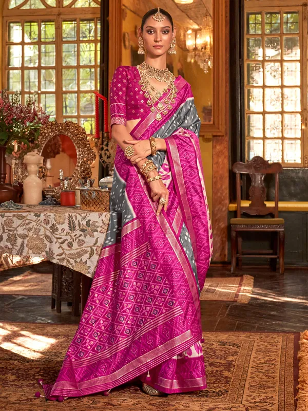 Grey printed silk saree with pink pallu