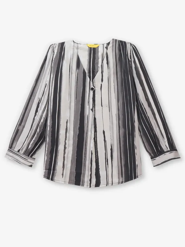 Grey printed V neck top in linen