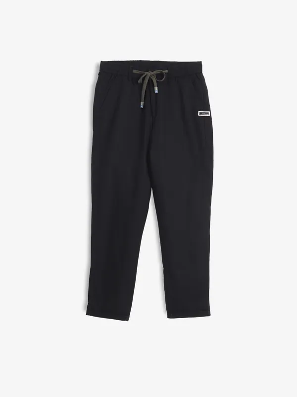 GS78 solid black track pant in cotton