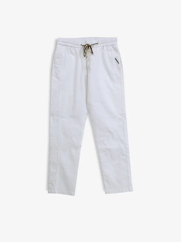 GS78 white solid cotton track pant