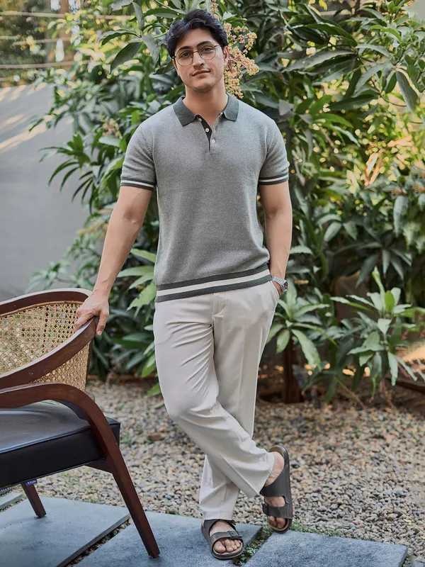 HAMPTONS olive textured slim fit polo t-shirt