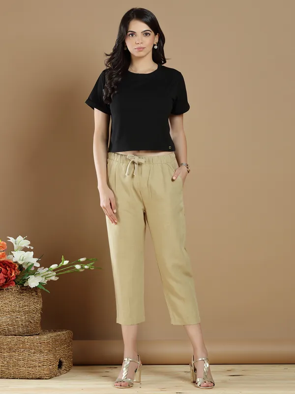 Hazel yellow plain pant for casual wear in cotton