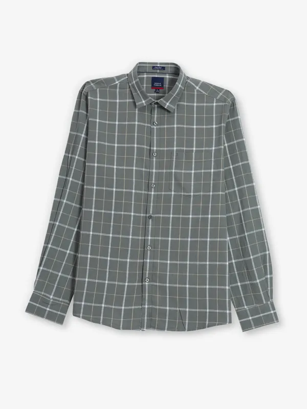 INDIAN TERRAIN checks grey shirt