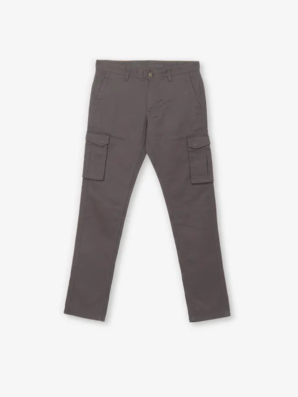 INDIAN TERRAIN grey cotton solid trouser for men