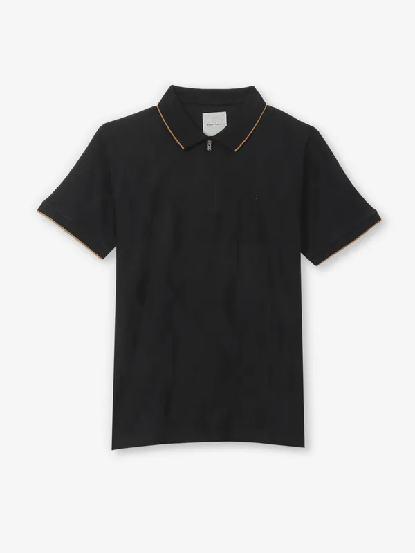 INDIAN TERRAIN slim fit black cotton t shirt