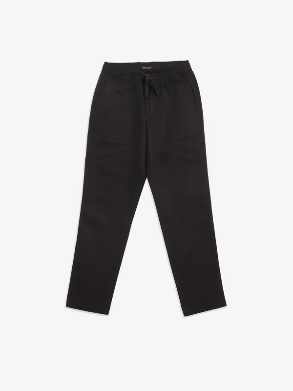 IRONY black solid linen track pant