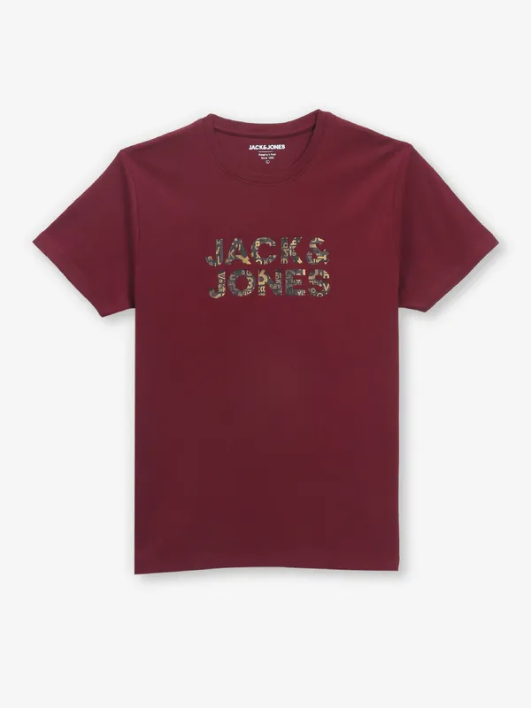 JACK & JONES brand name maroon t-shirt