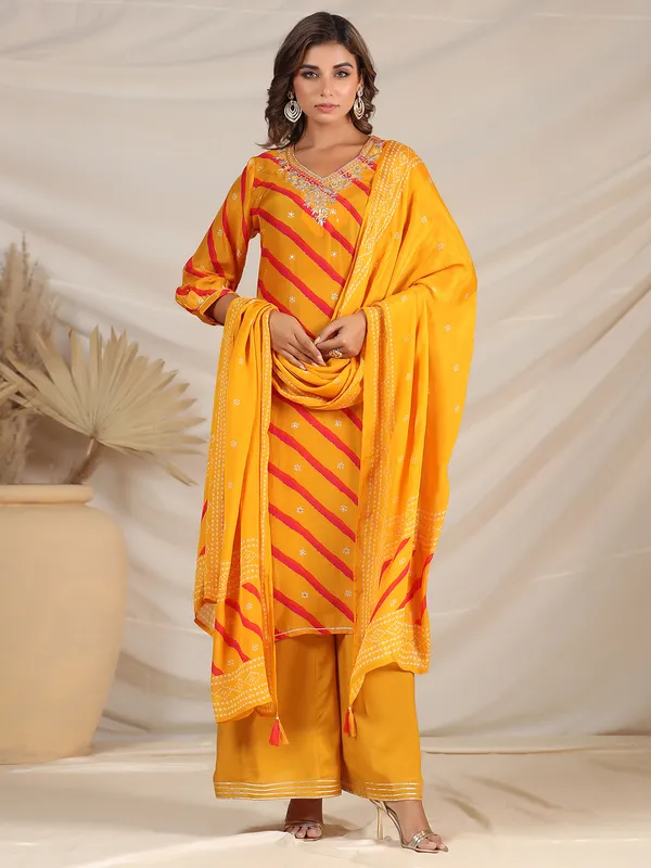 Latest mustard yellow kurti set with dupatta