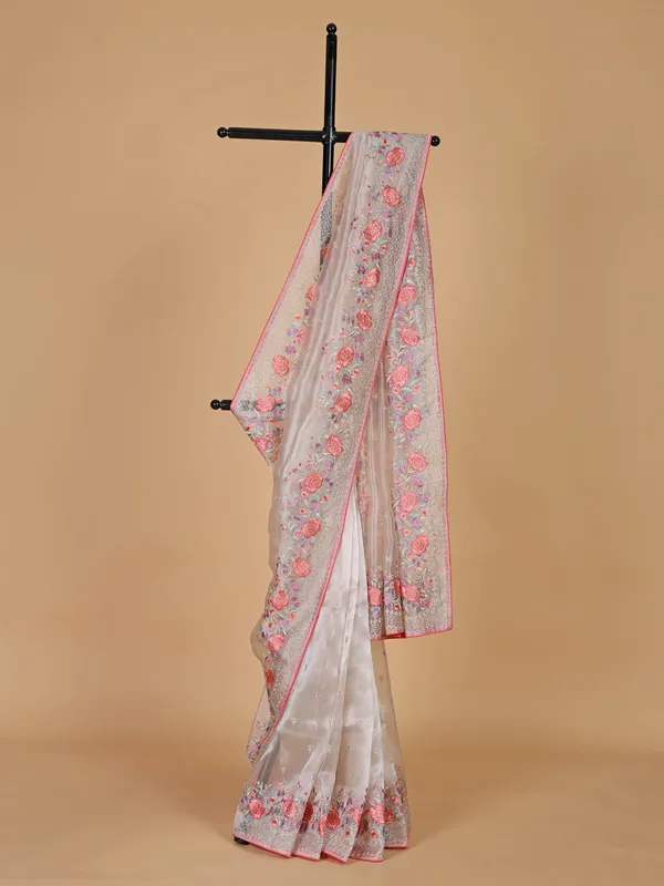 Latest white chiffon saree