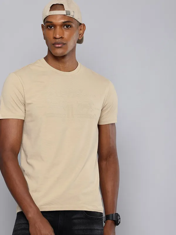 LEVIS casual beige men t-shirt in cotton