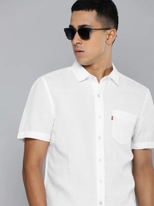 Levis casual plain shirt in white
