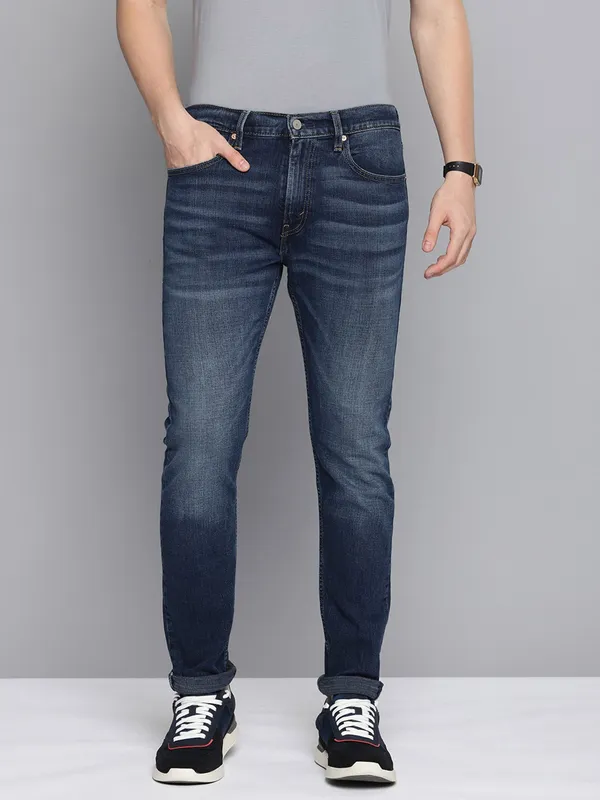 LEVIS Dark blue washed denim jeans
