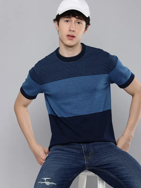 LEVIS printed navy colour t-shirt in cotton fabric