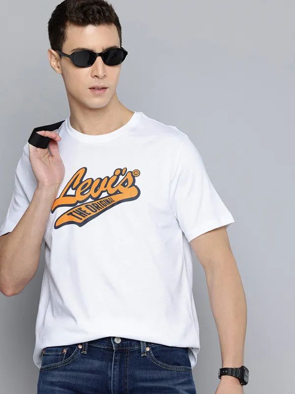 LEVIS printed white cotton slim fit mens casual t-shirt
