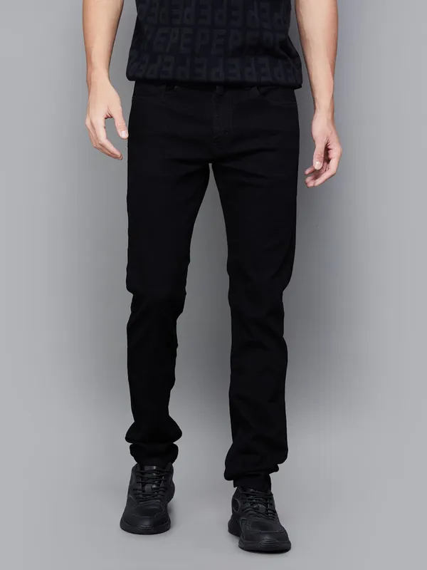 LEVIS solid black tapered fit denim jeans