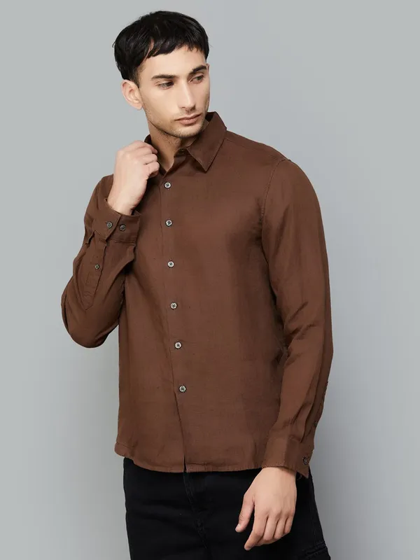 LEVIS solid brown slim fit mens casual shirt
