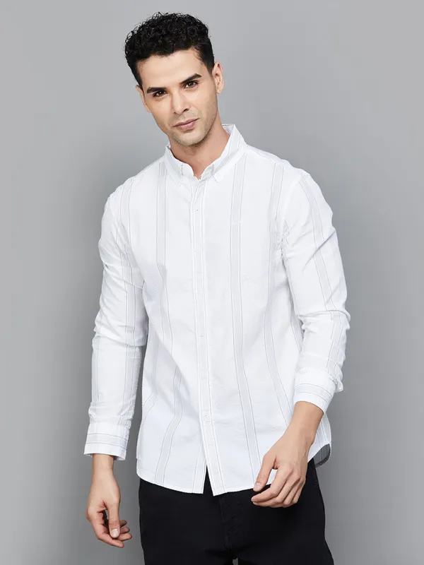 LEVIS white striped casual slim fit shirt