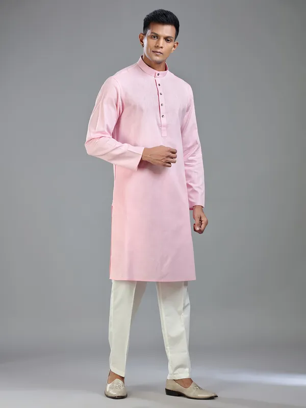 Light pink ethnic style kurta suit for festive