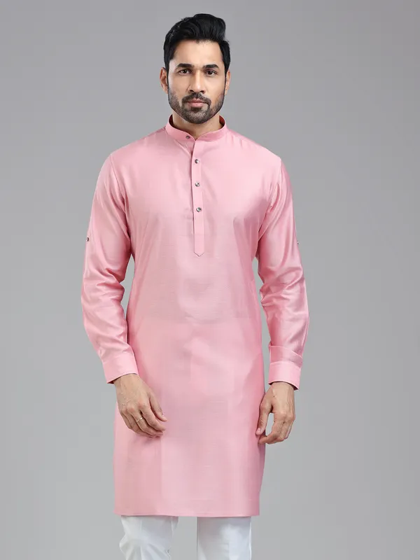 Light pink simple yet classy kurta for festival