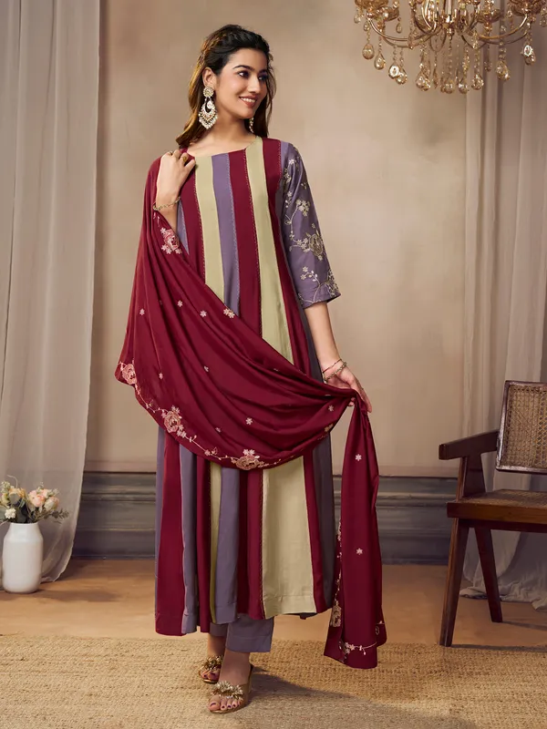 Lilac purple silk kurti set in printed