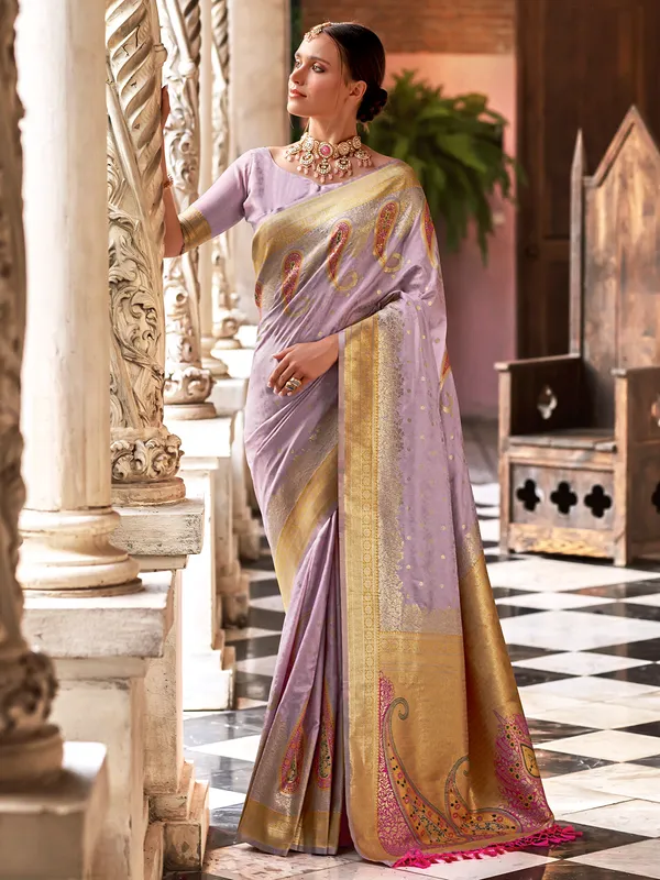 Lilac Purple silk saree with zari weaving