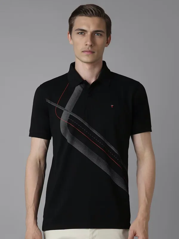 LP SPORTprinted black cotton slim fit t-shirt