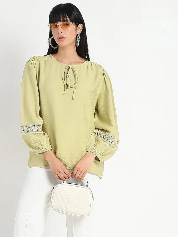 MADAME olive linen full sleeve top