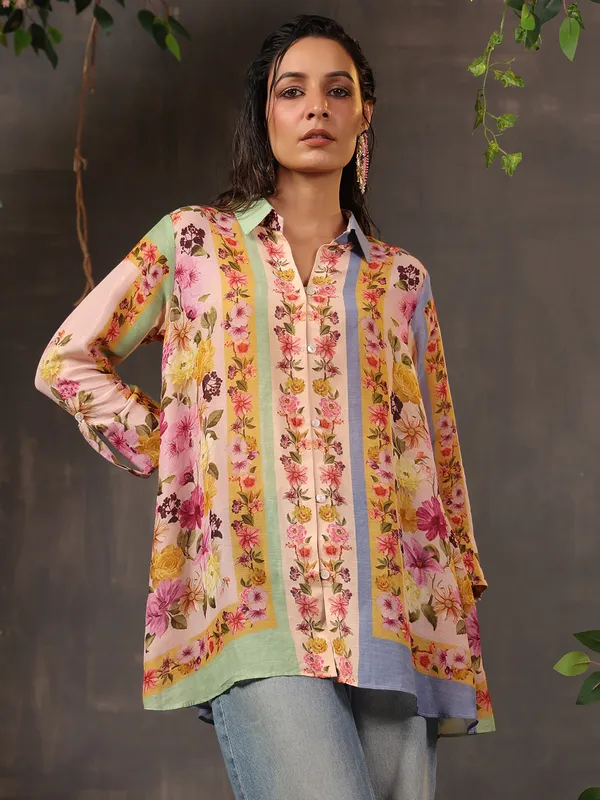 Magnificent peach printed top in cotton silk