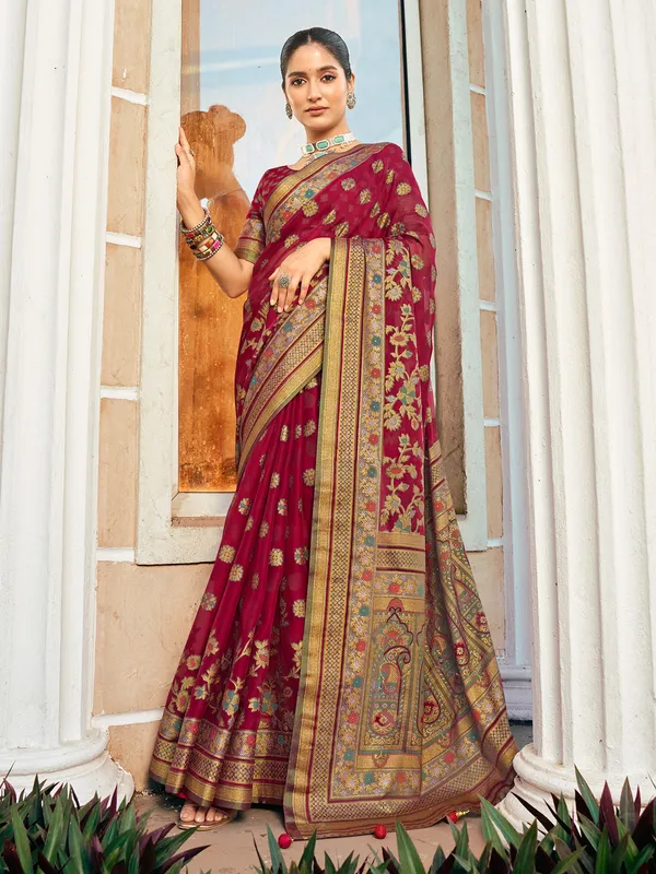 Maroon georgette saree for festival wear