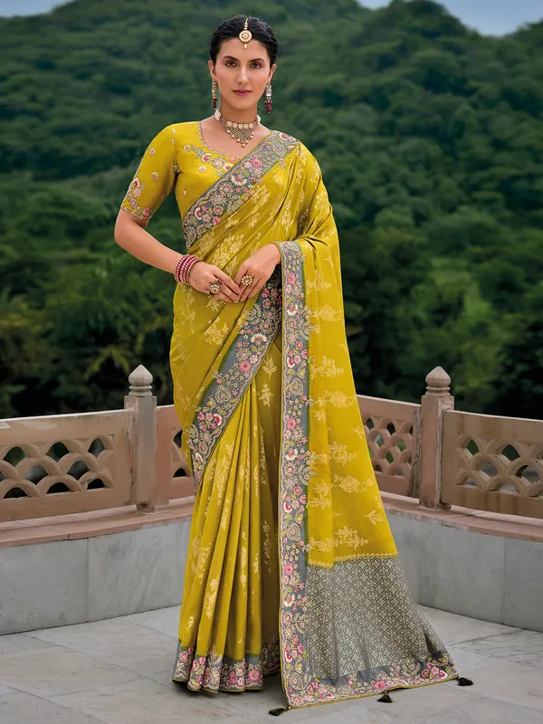 Mehendi green silk zari weaving saree