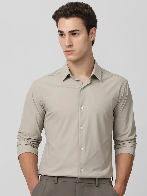 MUFTI beige cotton plain slim fit casual shirt
