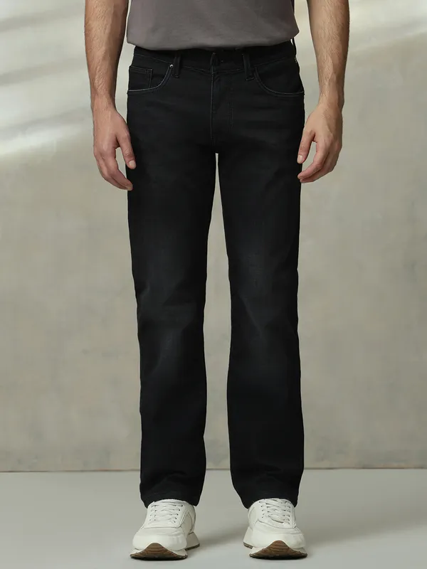 MUFTI charcoal black washed straight fit jeans for men