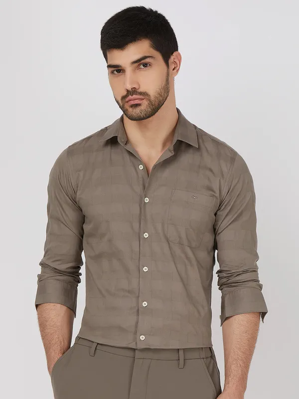 MUFTI dusky brown checkered cotton shirt