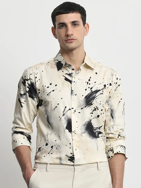 MUFTI floral printed beige slim fit wear shirt