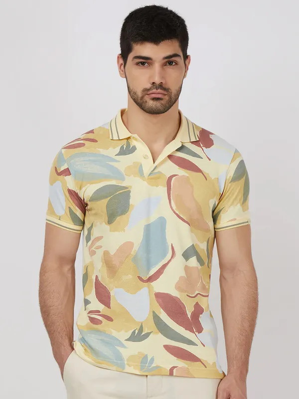 MUFTI light yellow cotton floral printed t-shirt