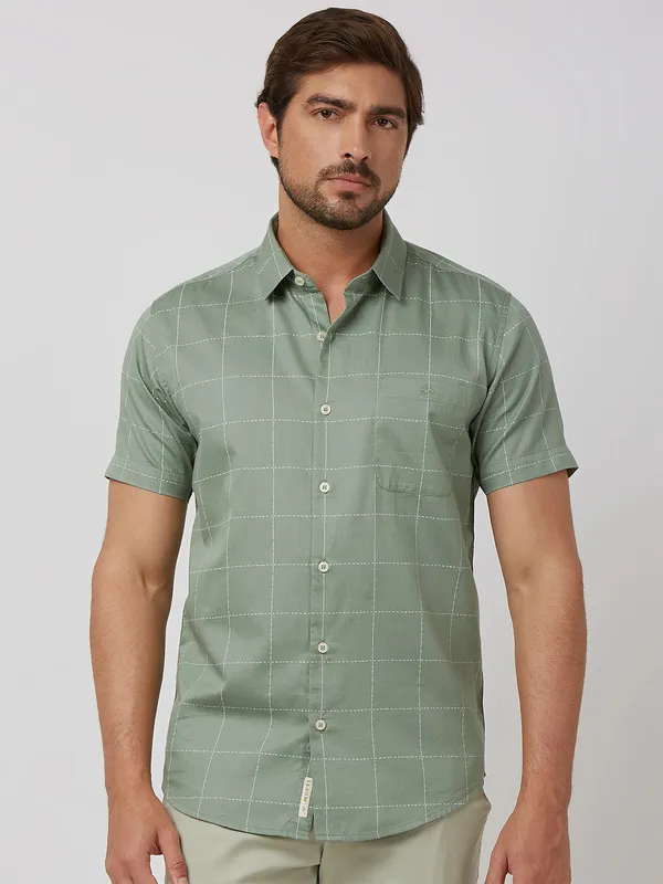 MUFTI pista green checks casual cotton shirt