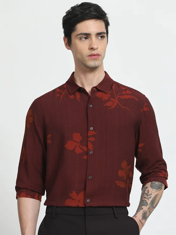 MUFTI printed marron casual wear mens shirt