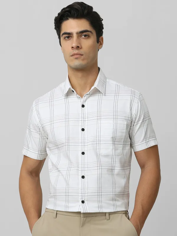 MUFTI white checkered casual shirt