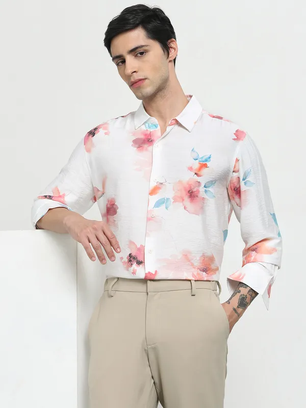 MUFTI white printed casual wear shirt for men