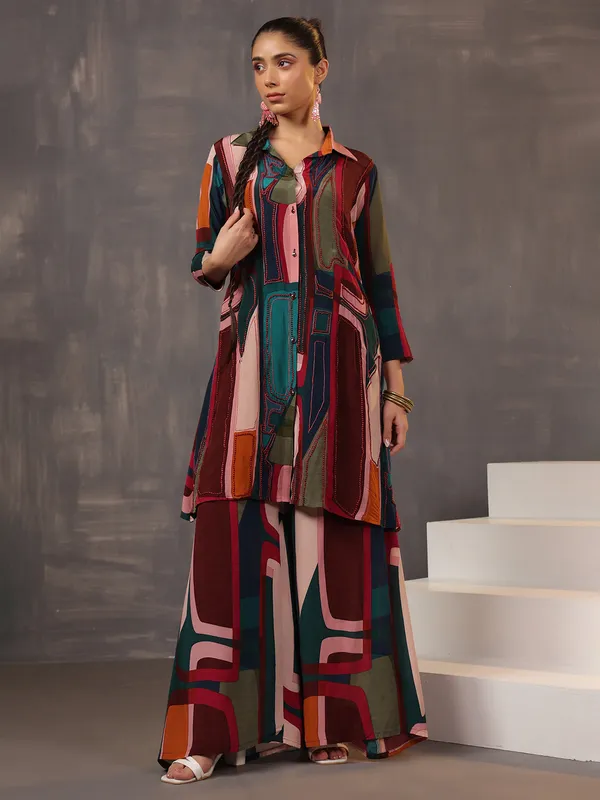 Multicolour satin printed co ord set