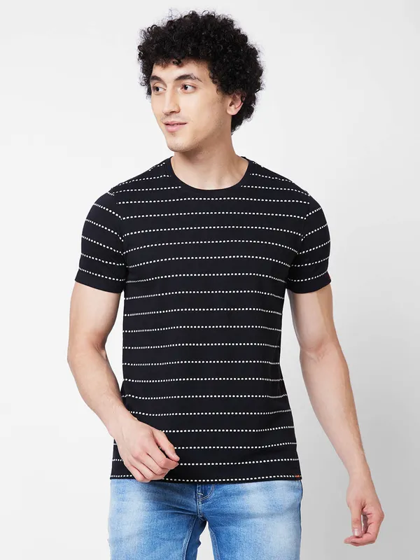 SPYKAR black stripe round neck t-shirt