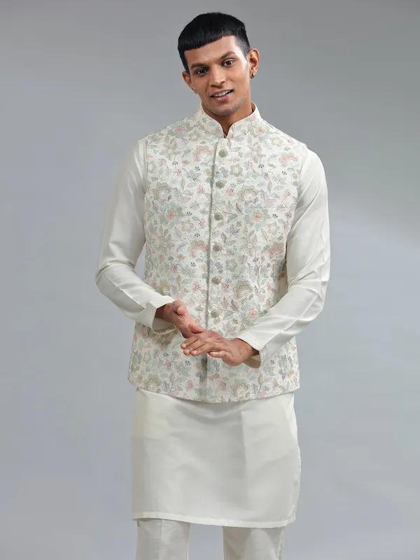 Newest cream silk waistcoat set