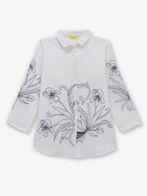 Off-white georgette quarter sleeve tunic top
