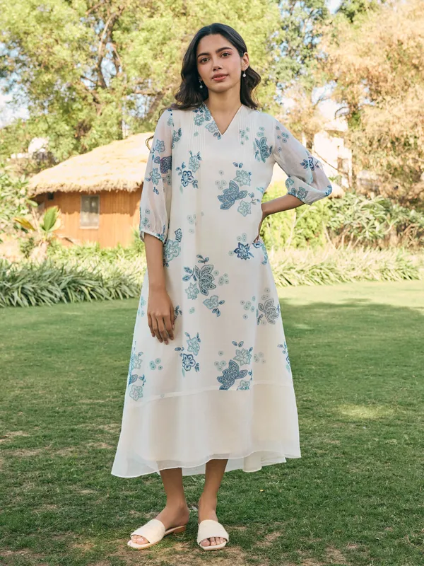 Off white printed kurti in muslin cotton